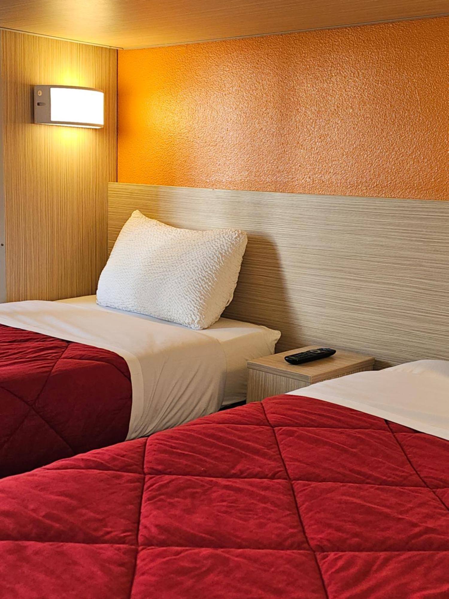 Hotel Premiere Classe Ouest *